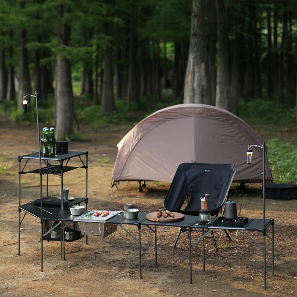 Soomloom Ultra-Light Expandable IGT Table - All-Direction Expandable Outdoor Table with Lantern Stand for Camping Picnics Hiking